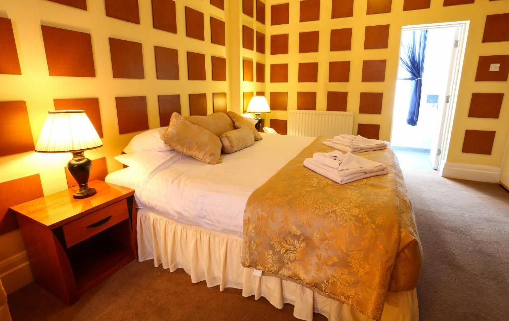 Royal Exeter Hotel - Resim 42