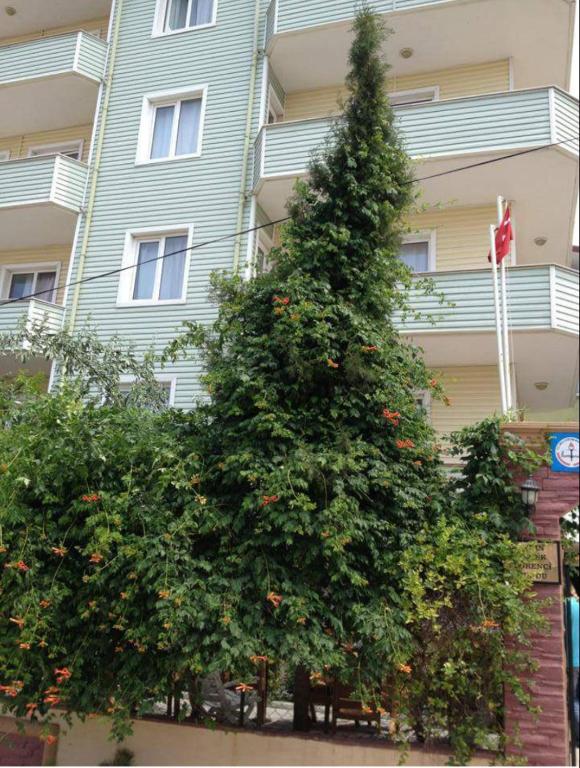 Budova, kde se aparthotel nachází