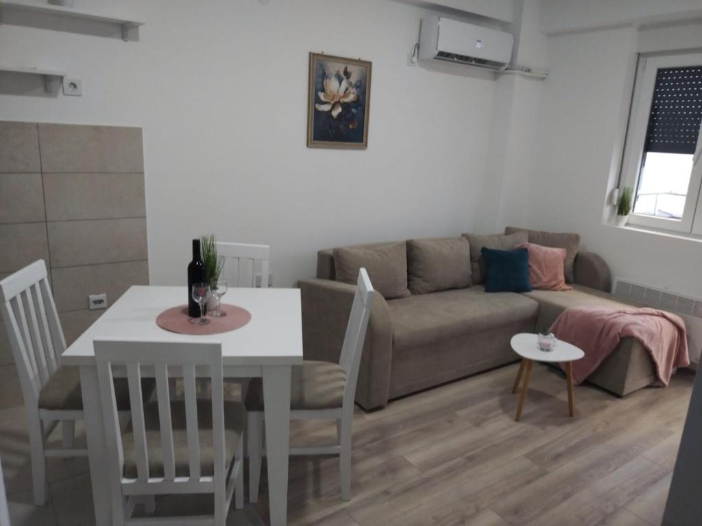 Fotografie z fotogalerie ubytování Aqua Lux Apartman 3 v destinaci Jagodina