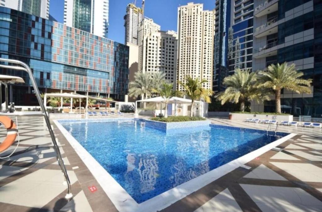 JBR Studio Apartment - Bay Central - Resim 1