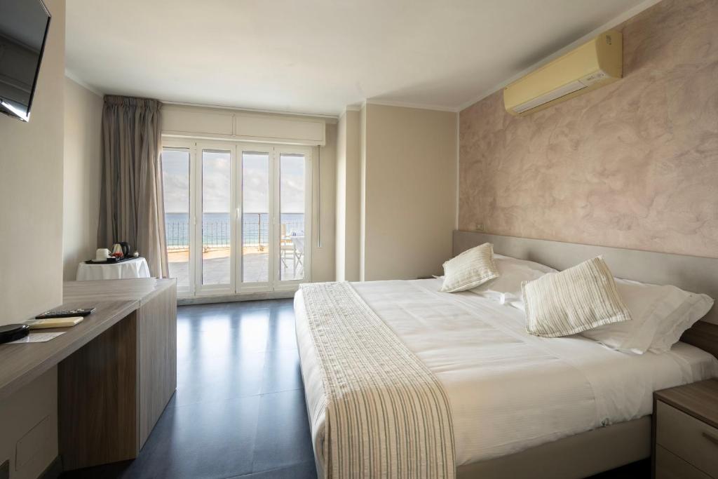 Hotel Mediterraneo - Error