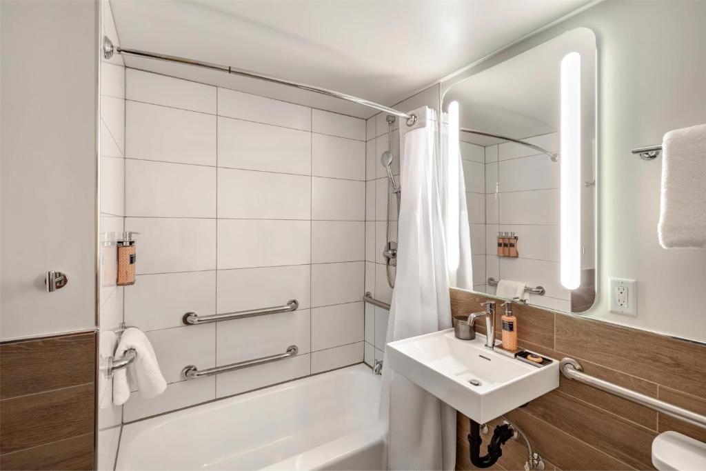 The Wildbirch Hotel - JdV by Hyatt photo