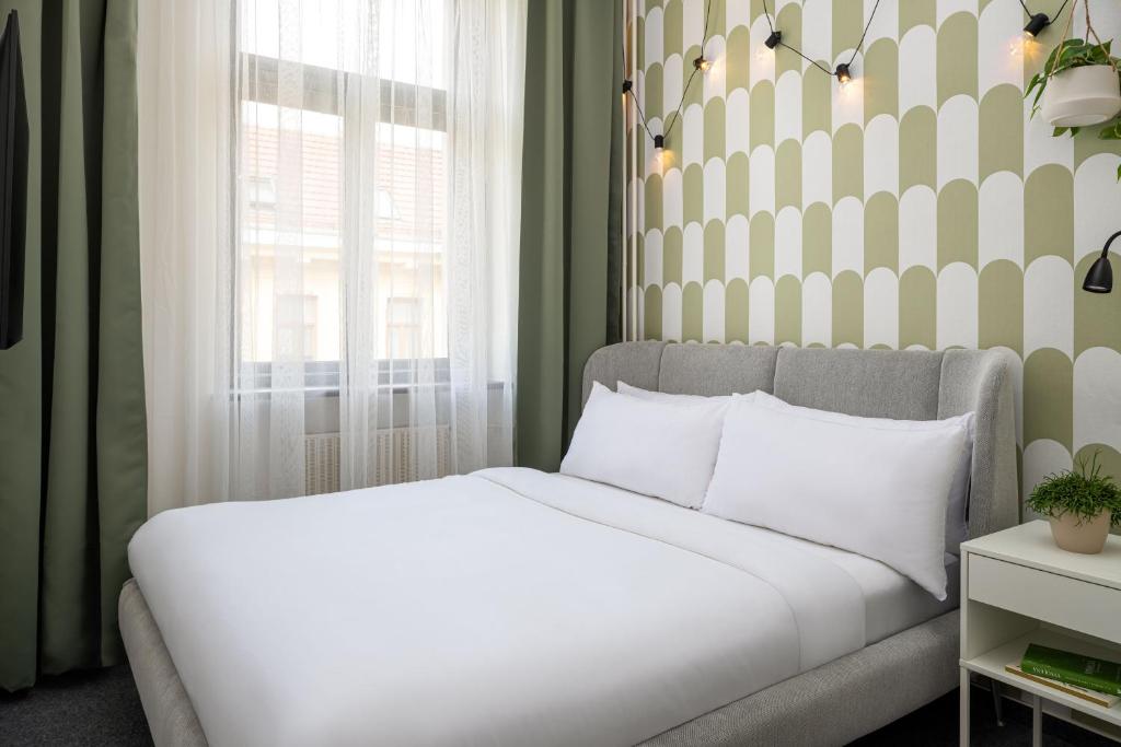 Riverside Hotel by goodnite cz - Resim 10