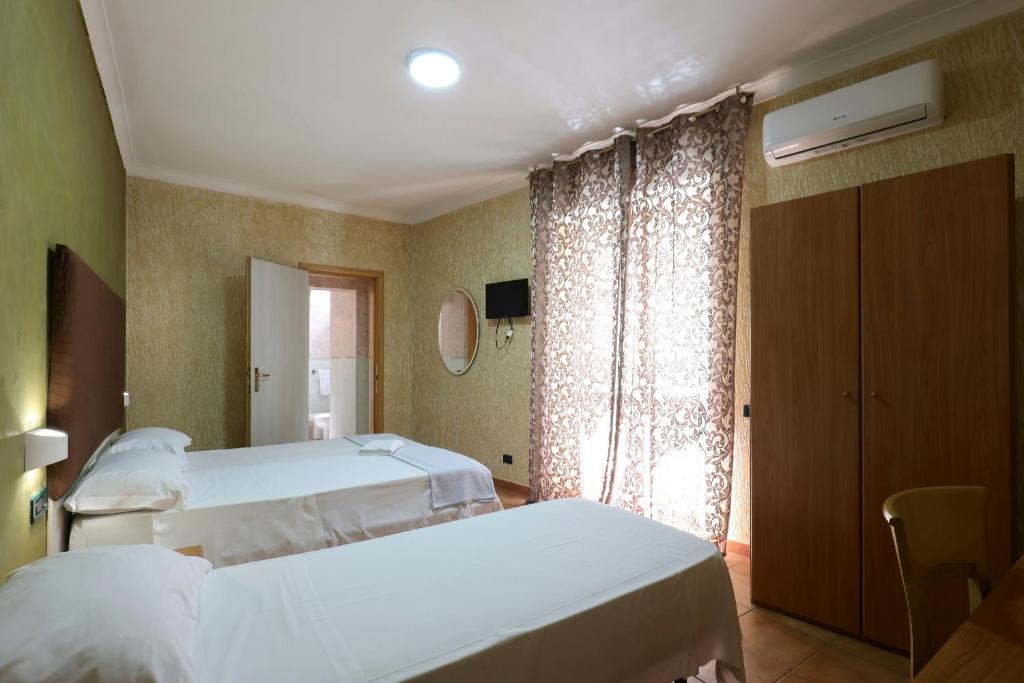 Hotel Cesare 14 - Resim 25