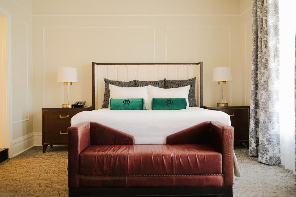 The Oxford Hotel - 
