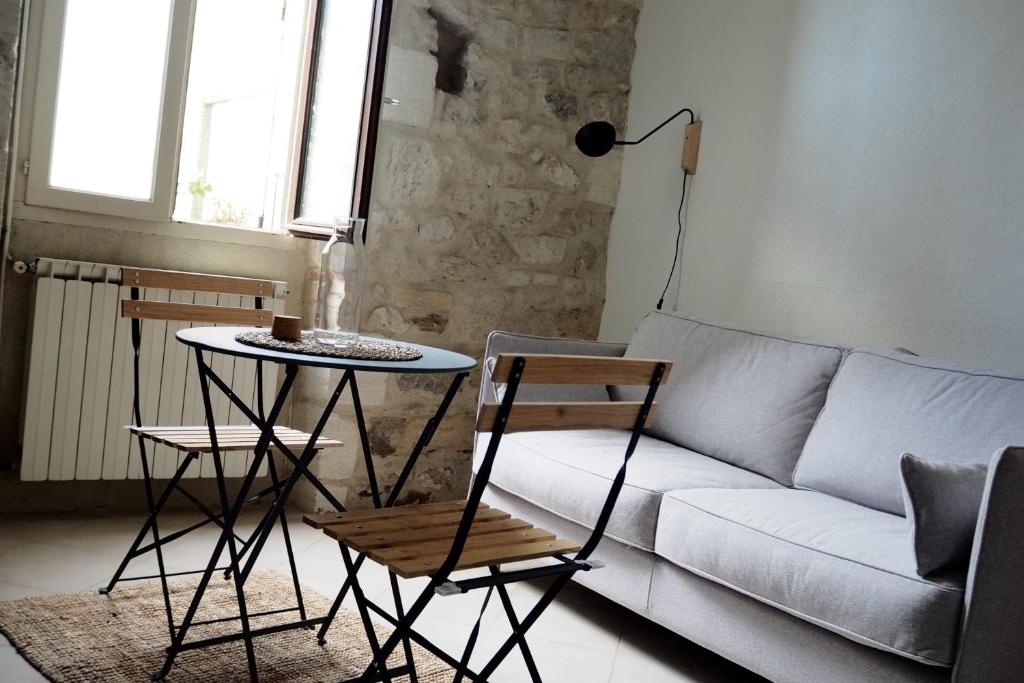 Quiet nest with terrace in the city center
