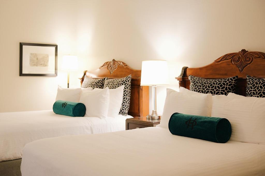The Oxford Hotel - 