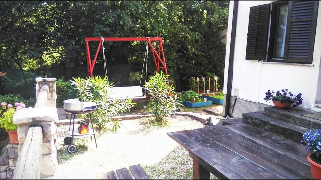 Vonkajšia záhrada v ubytovaní Apartments Kalac