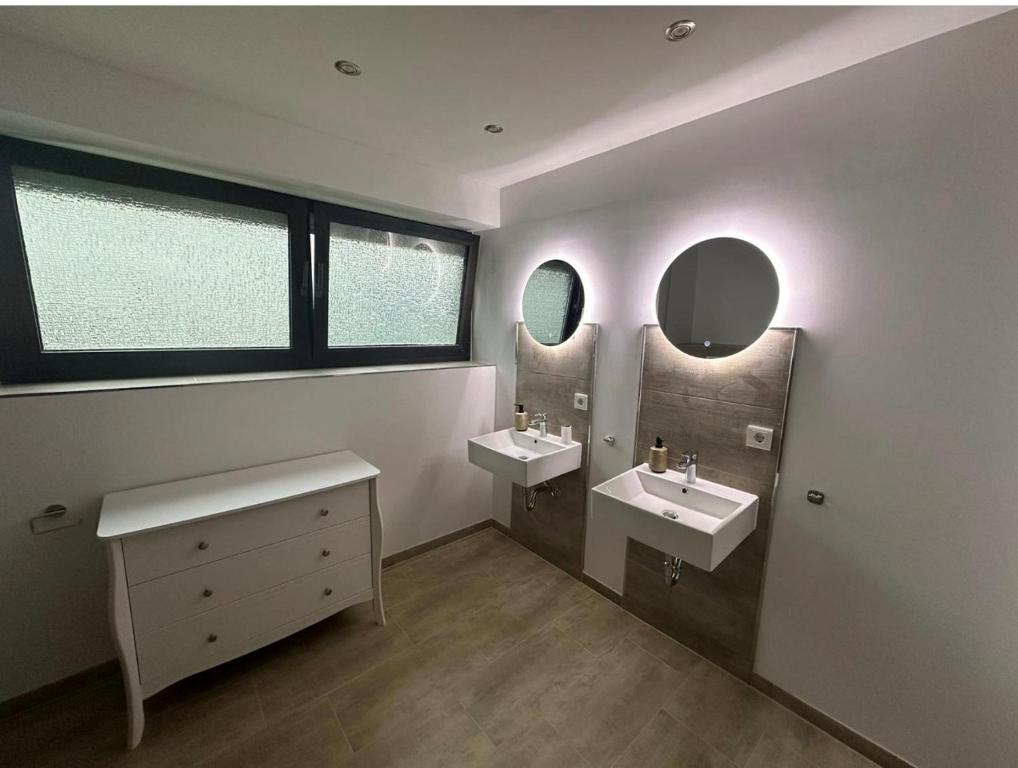 Ένα μπάνιο στο Welliebeach Große Ferienwohnung