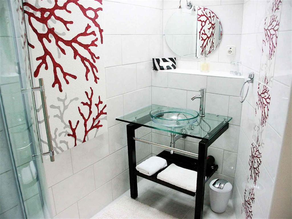 Bilik mandi di 1Zimmerapp-Seerose