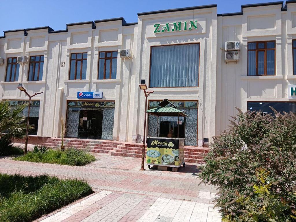 Το κτήριο όπου στεγάζεται  ο ξενώνας