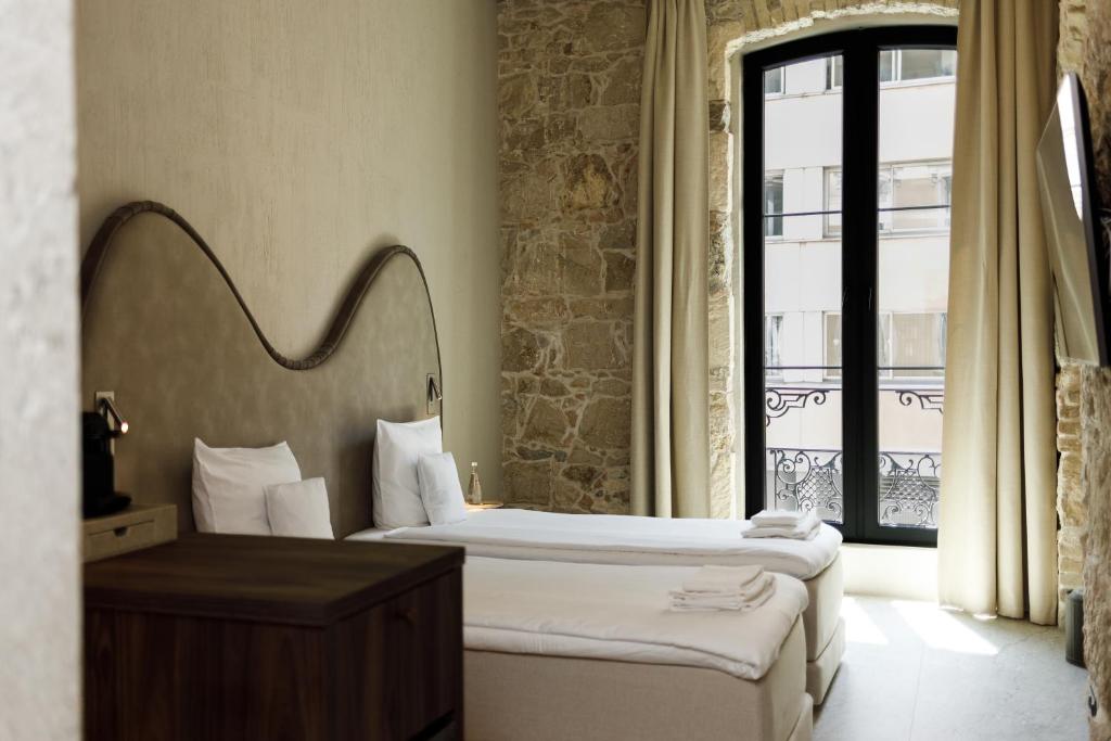 Notre Dame Hotel - Self Check-in - Resim 19