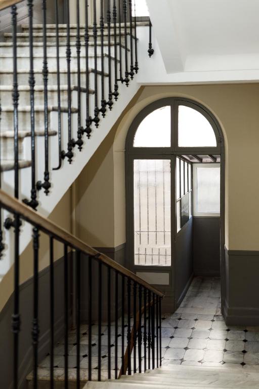 Notre Dame Hotel - Self Check-in - Resim 11