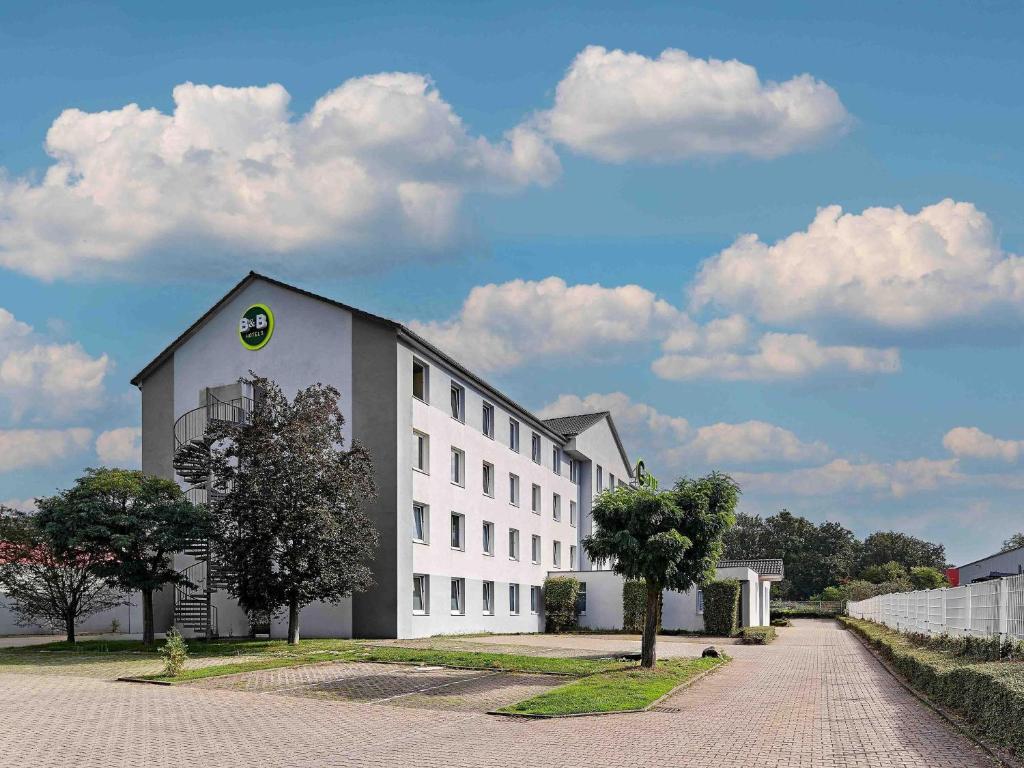 B&B Hotel Köln-Airport - Resim 6