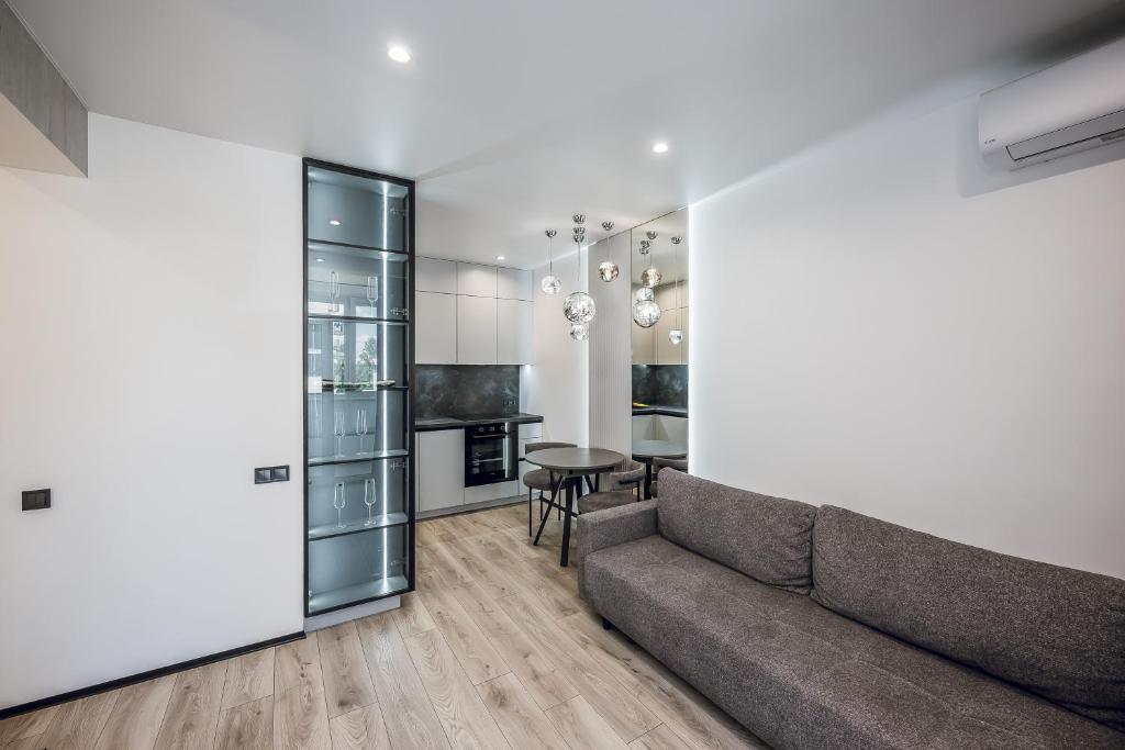 Posezení v ubytování Petrovdom Apartments 5-123, Building 18, in RC Fayna Town, Saliutna Street 2