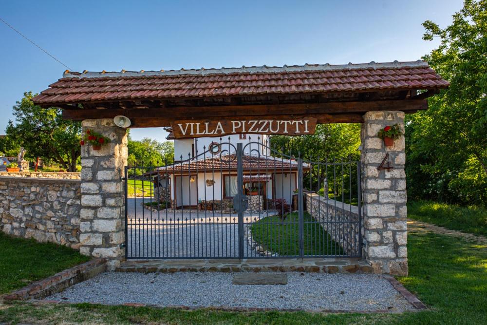 Φωτογραφία από το άλμπουμ του Agriturismo Пицути σε Devetaki