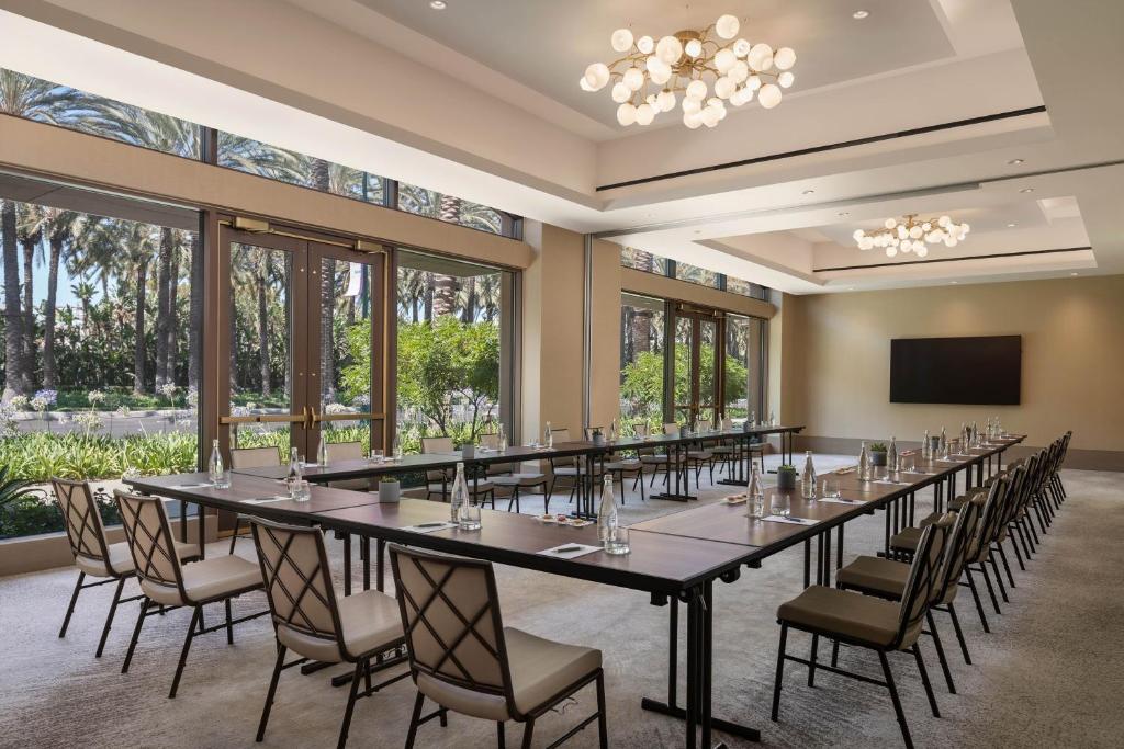 The Westin Anaheim Resort photo
