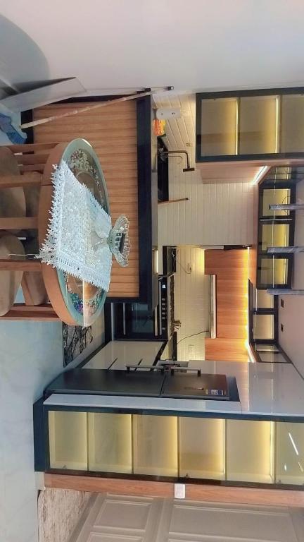 Kuchyň nebo kuchyňský kout v ubytování Pyramids Gardens 37 H, 5th Floor