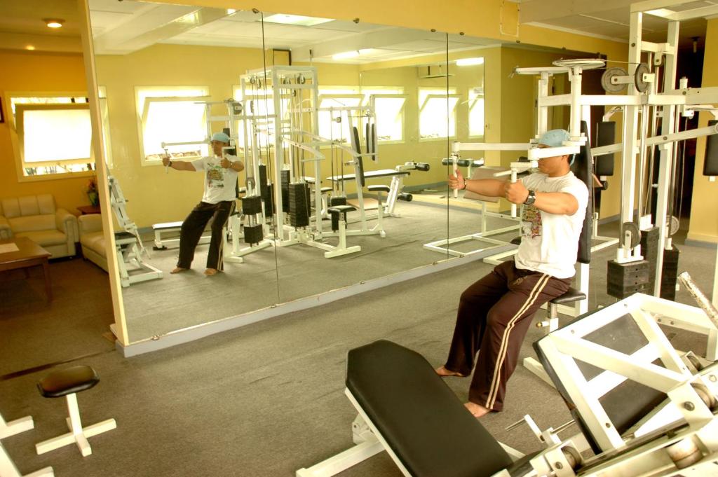 Fitness centrum a/nebo fitness zařízení v ubytování Concordia Hotel Bumi Sangkuriang Bandung