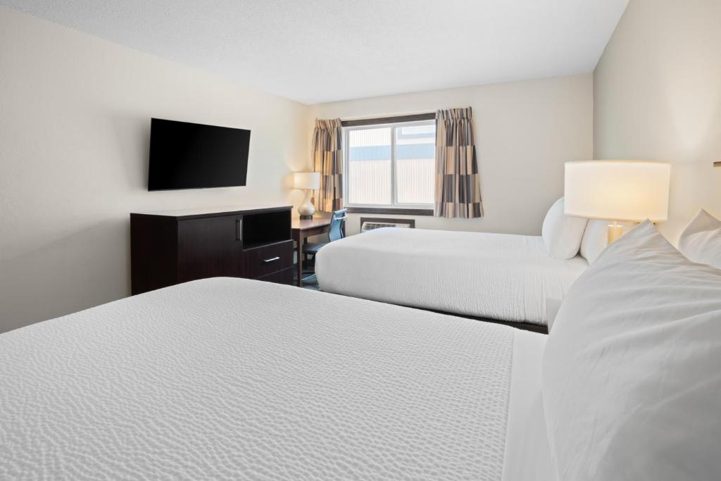 Fargo Inn and Suites photo