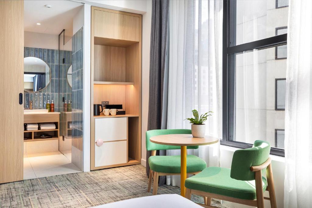 Holiday Inn Melbourne Bourke Street Mall by IHG - Resim 21