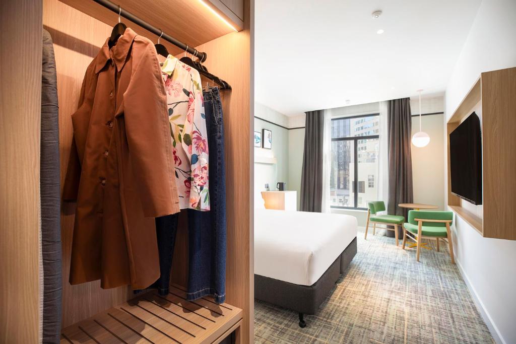 Holiday Inn Melbourne Bourke Street Mall by IHG - Resim 33