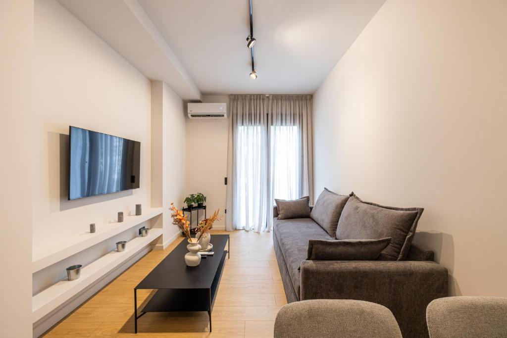 151Patision Business Suite in the Center of Athens3
