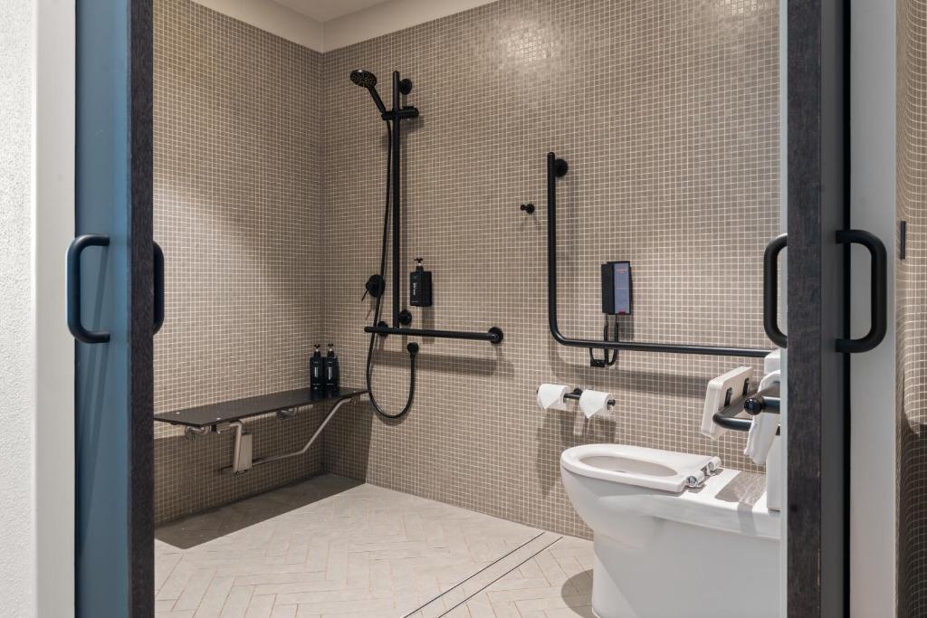 Crystalbrook Kingsley - Resim 8