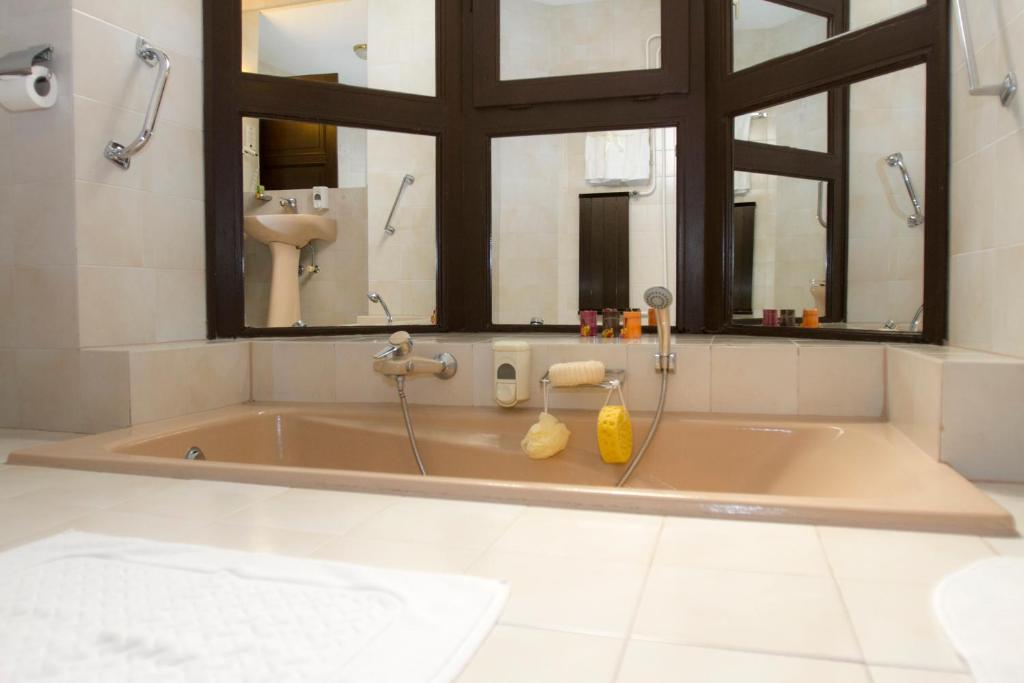 Koupelna v ubytování Hotel Molnár