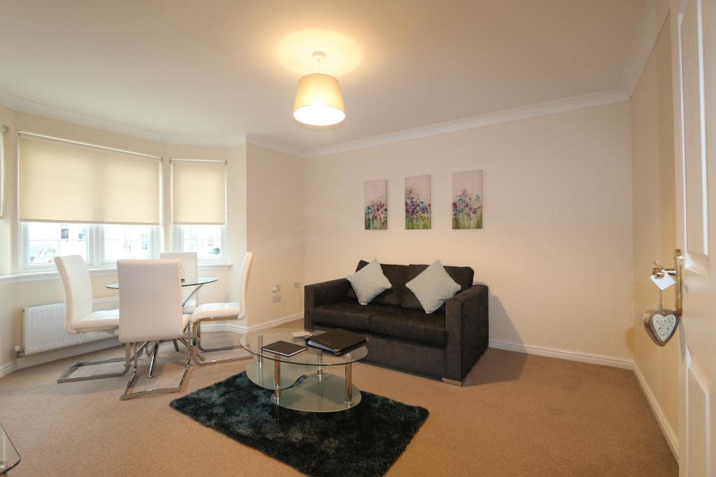 Posezení v ubytování Dunfermline - Premium Two Bedroom Apartment - KW