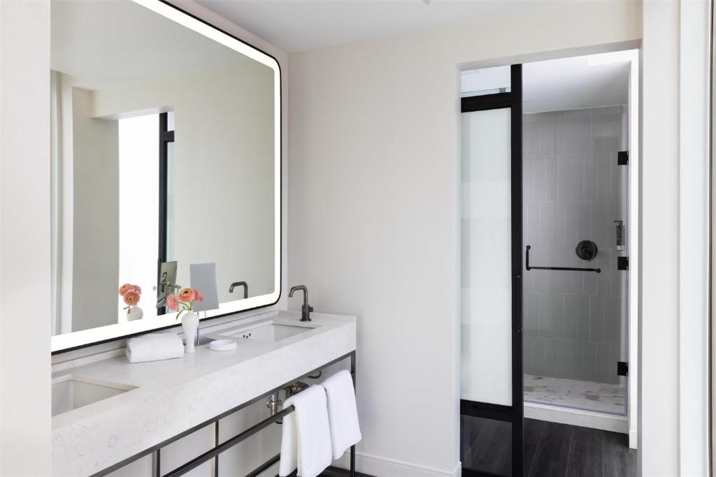 Hyatt Centric Congress Avenue Austin - Congress Suite