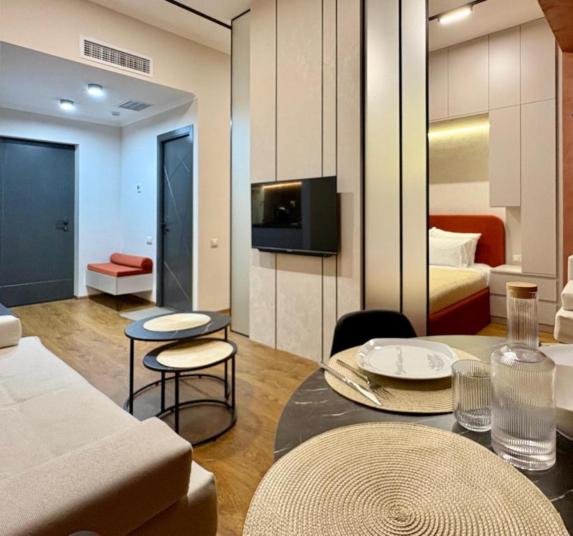 TV a/nebo společenská místnost v ubytování Siena Suite Tsaghkadzor