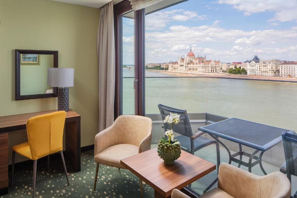Boutique Hotel Victoria Budapest - Resim 41