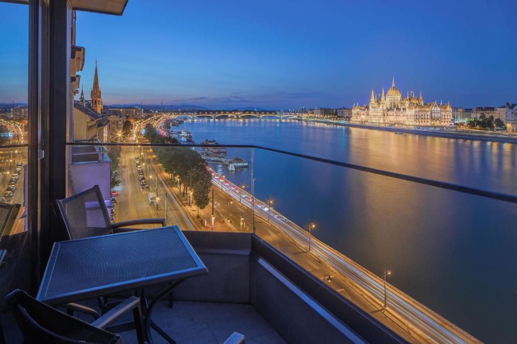 Boutique Hotel Victoria Budapest - Resim 44