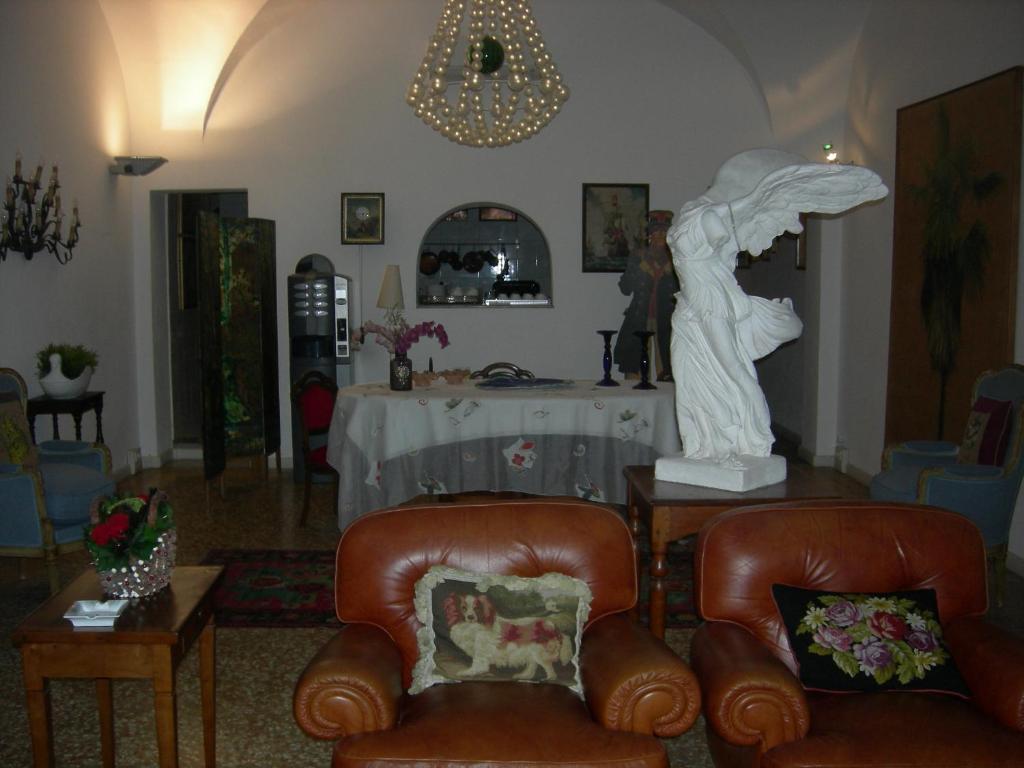 Posezení v ubytování Hotel Il Falchetto