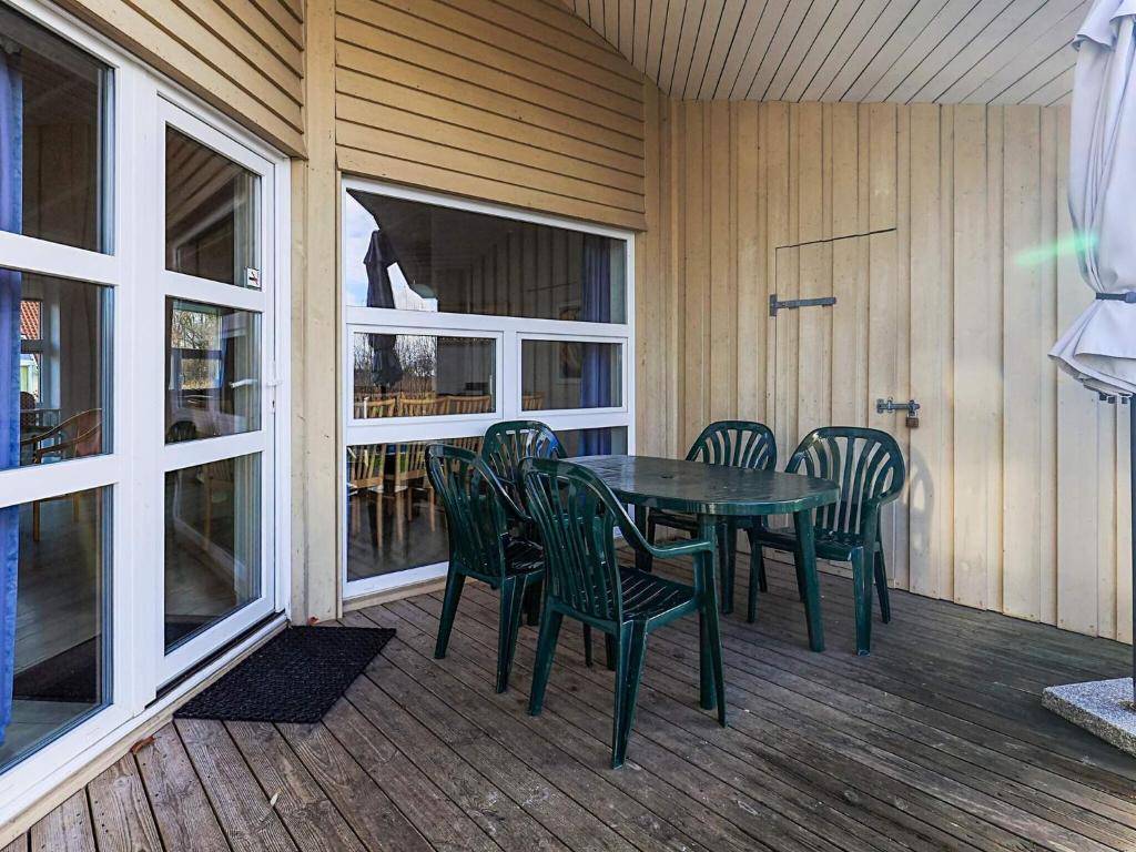 Μπαλκόνι ή βεράντα στο 4 star holiday home in Ottendorf