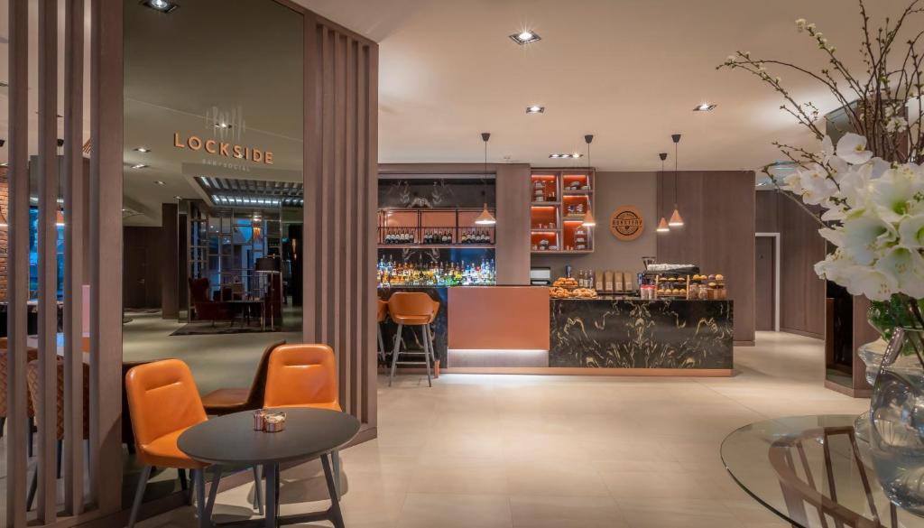 Clayton Hotel Charlemont - Resim 38