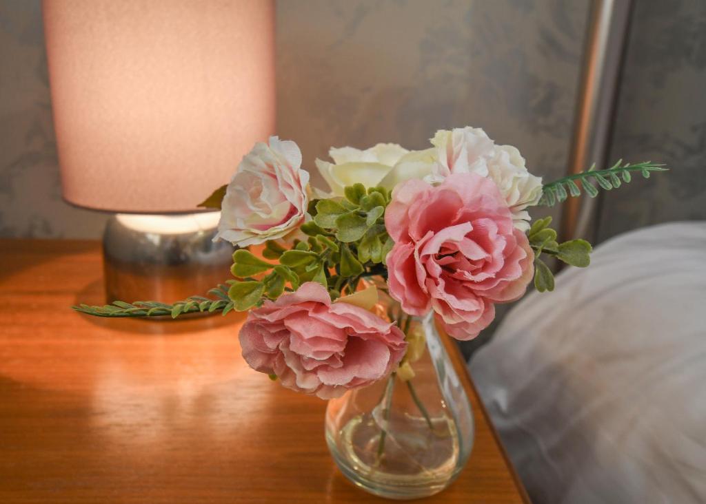 The Queens Hotel & Victoria Cloisters Apartments - Resim 4