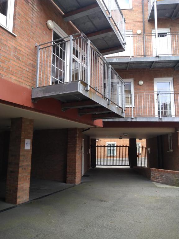 The Queens Hotel & Victoria Cloisters Apartments - Resim 27