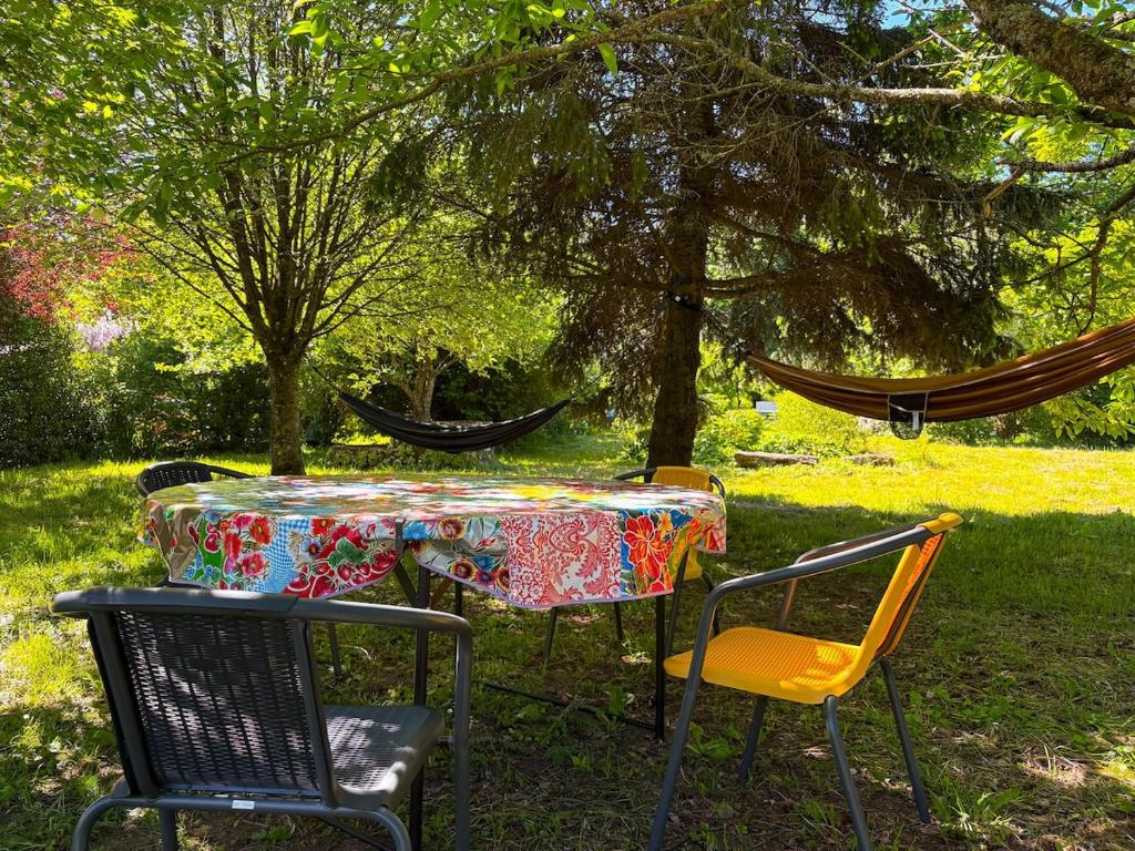 Κήπος έξω από το L'Eau Vive Villa 6 pers parc 3000m2 à 50 m de la rivière