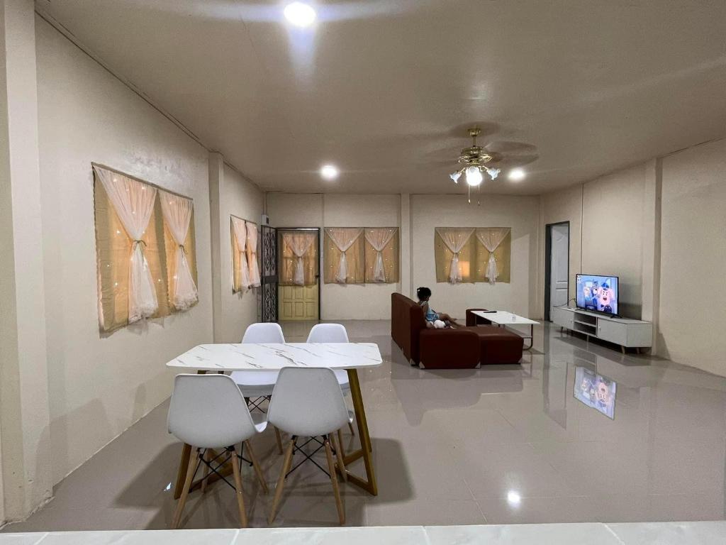 Gallery image of 2 bedroom Hua Hin Villa in Hua Hin