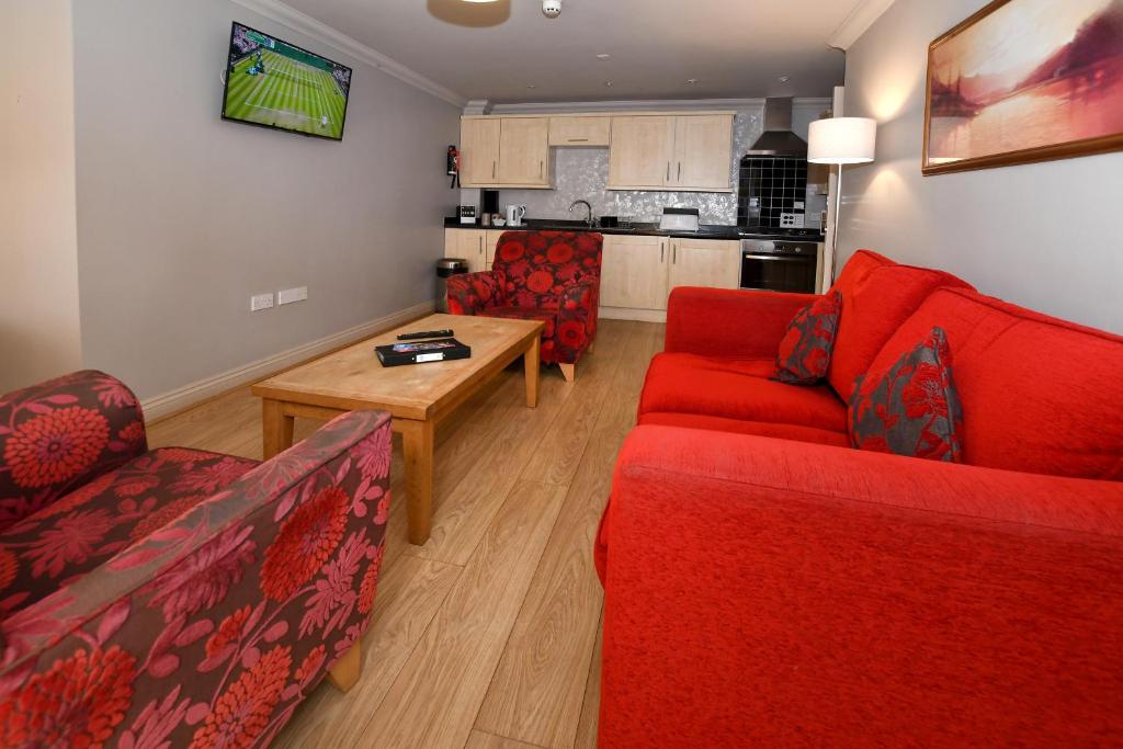 The Queens Hotel & Victoria Cloisters Apartments - Resim 32