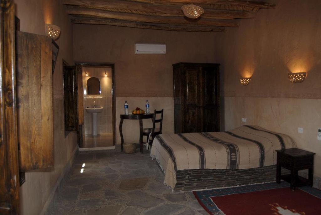 Posezení v ubytování Kasbah Imdoukal