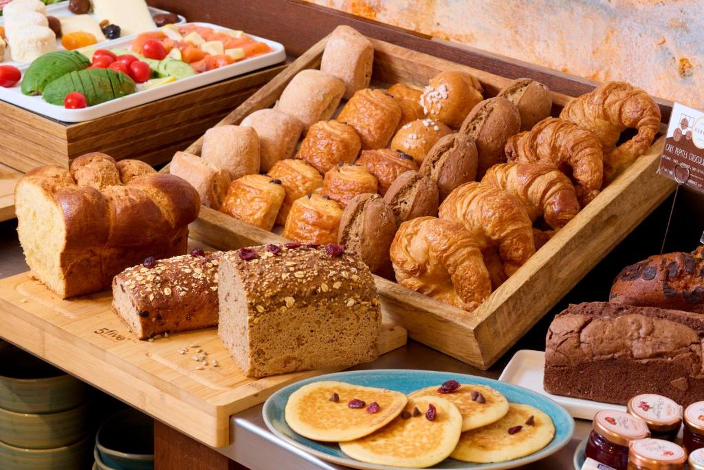 Le Relais Saint Honoré - Resim 23