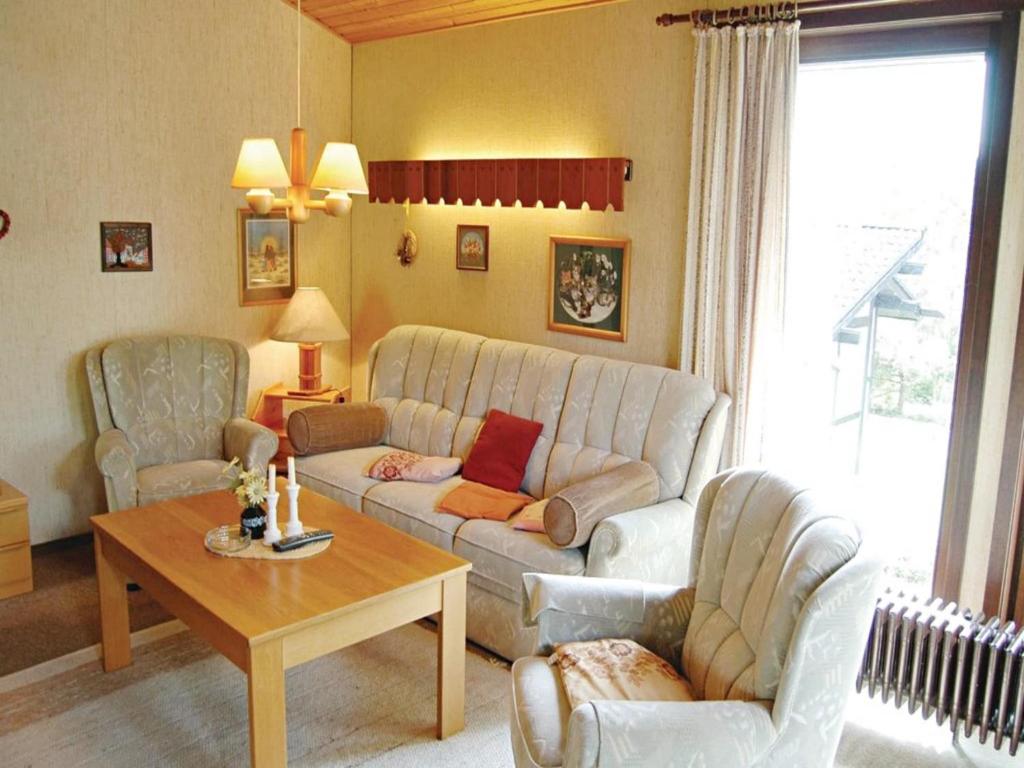 Posezení v ubytování Furnished Bungalow With Peaceful Neighbourhood