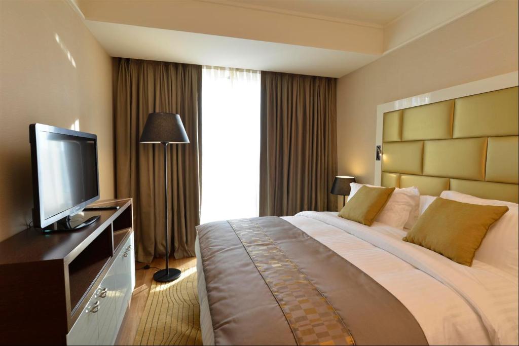 Wyndham Grand Istanbul Europe - 14