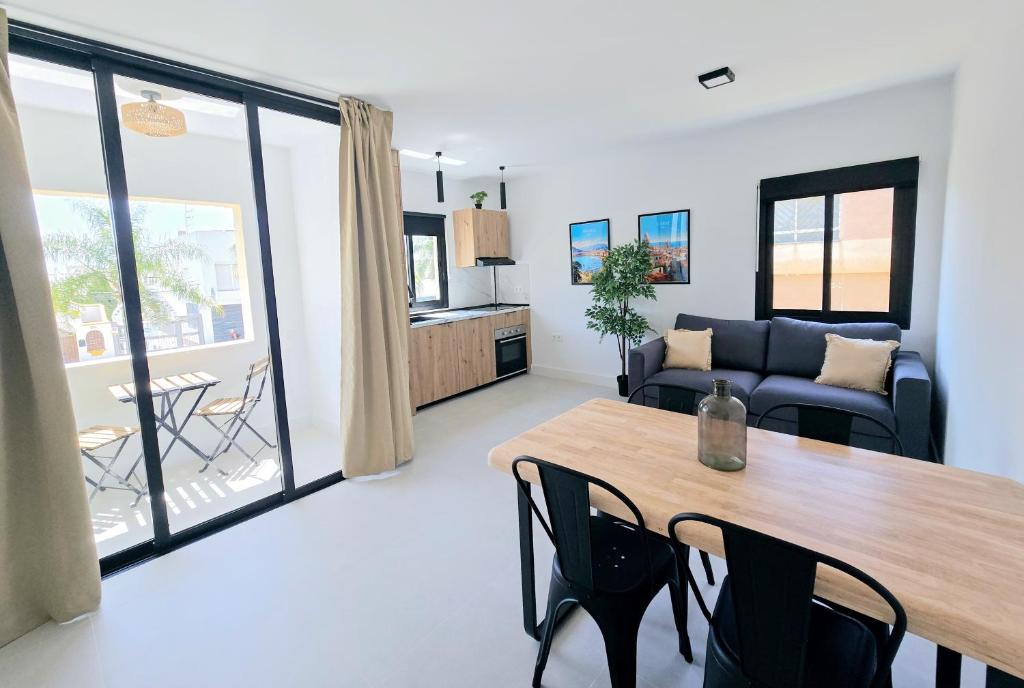 Albatros Apartamentos - Torremolinos