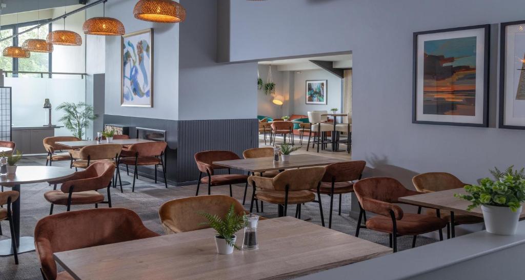 Cambridge Bar Hill Hotel, BW Signature Collection - Resim 24