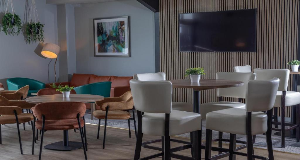 Cambridge Bar Hill Hotel, BW Signature Collection - Resim 26