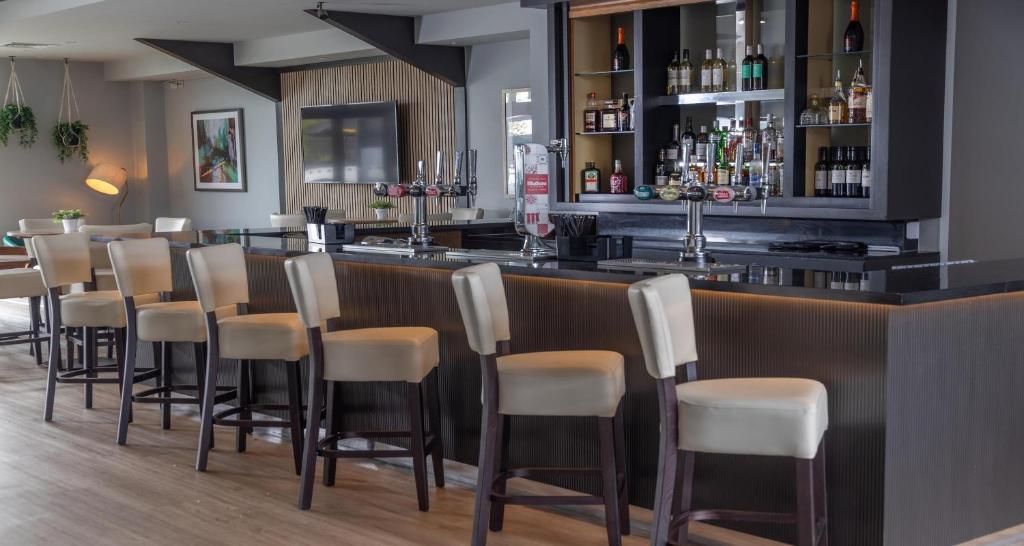 Cambridge Bar Hill Hotel, BW Signature Collection - Resim 27